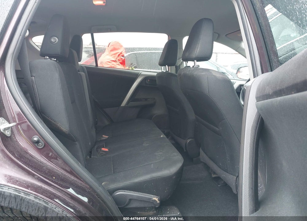 2018 TOYOTA RAV4 LE VIN: 2T3BFREVXJW731287