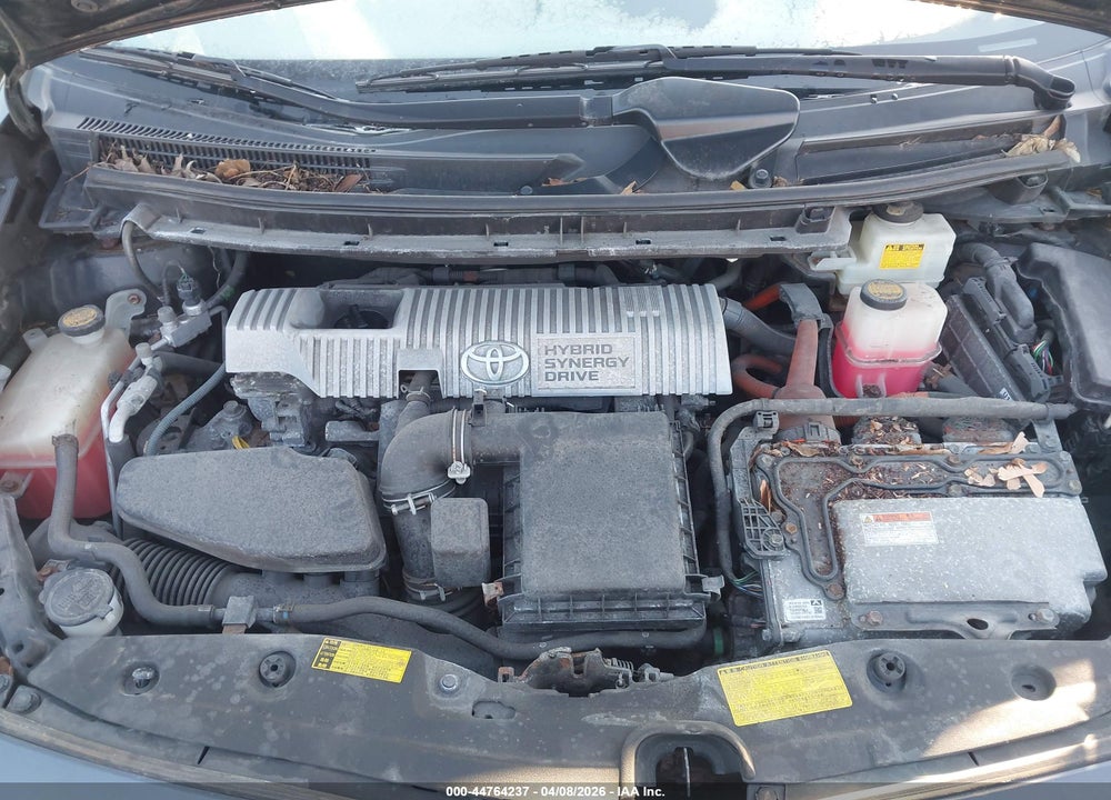 2011 TOYOTA PRIUS TWO VIN: JTDKN3DUXB0288010