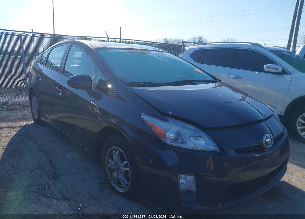 2011 TOYOTA PRIUS TWO VIN: JTDKN3DUXB0288010