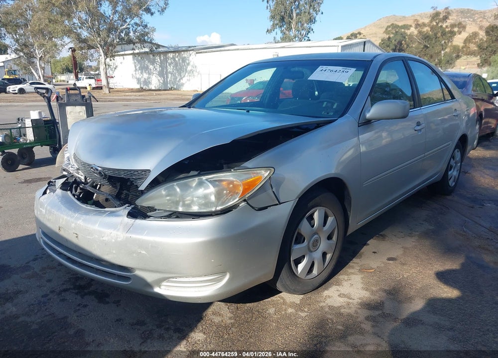 2004 TOYOTA CAMRY LE VIN: 4T1BE32K14U856458