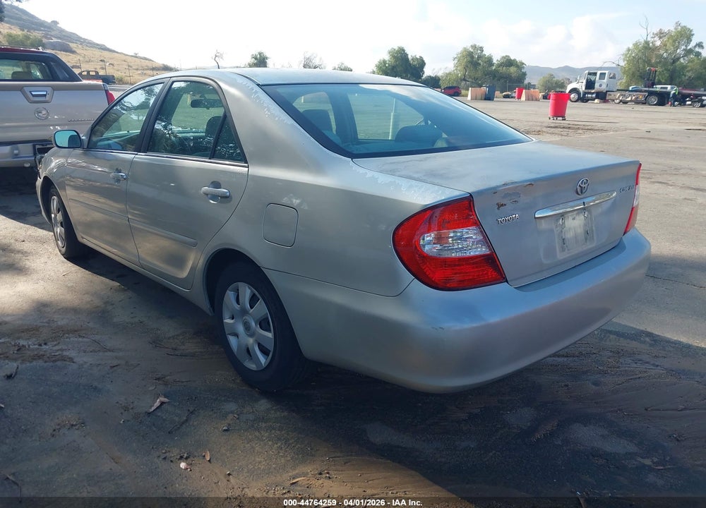 2004 TOYOTA CAMRY LE VIN: 4T1BE32K14U856458