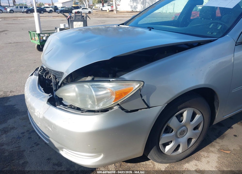 2004 TOYOTA CAMRY LE VIN: 4T1BE32K14U856458