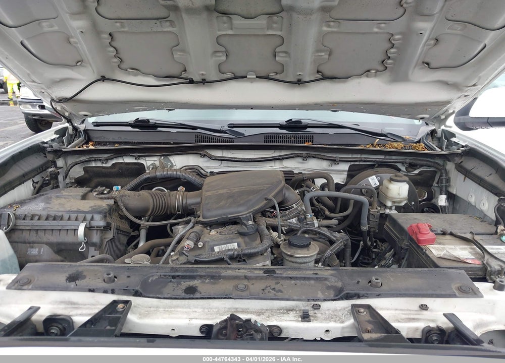 2019 TOYOTA TACOMA SR VIN: 5TFAX5GN0KX141868