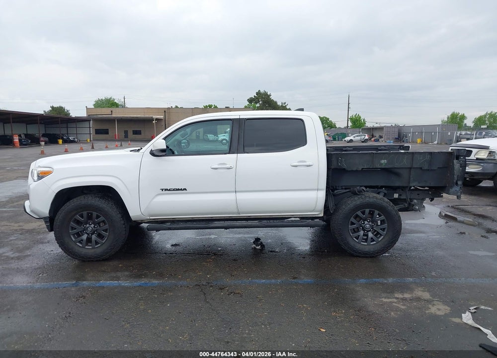 2019 TOYOTA TACOMA SR VIN: 5TFAX5GN0KX141868
