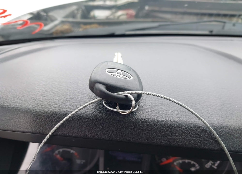 2019 TOYOTA TACOMA SR VIN: 5TFAX5GN0KX141868