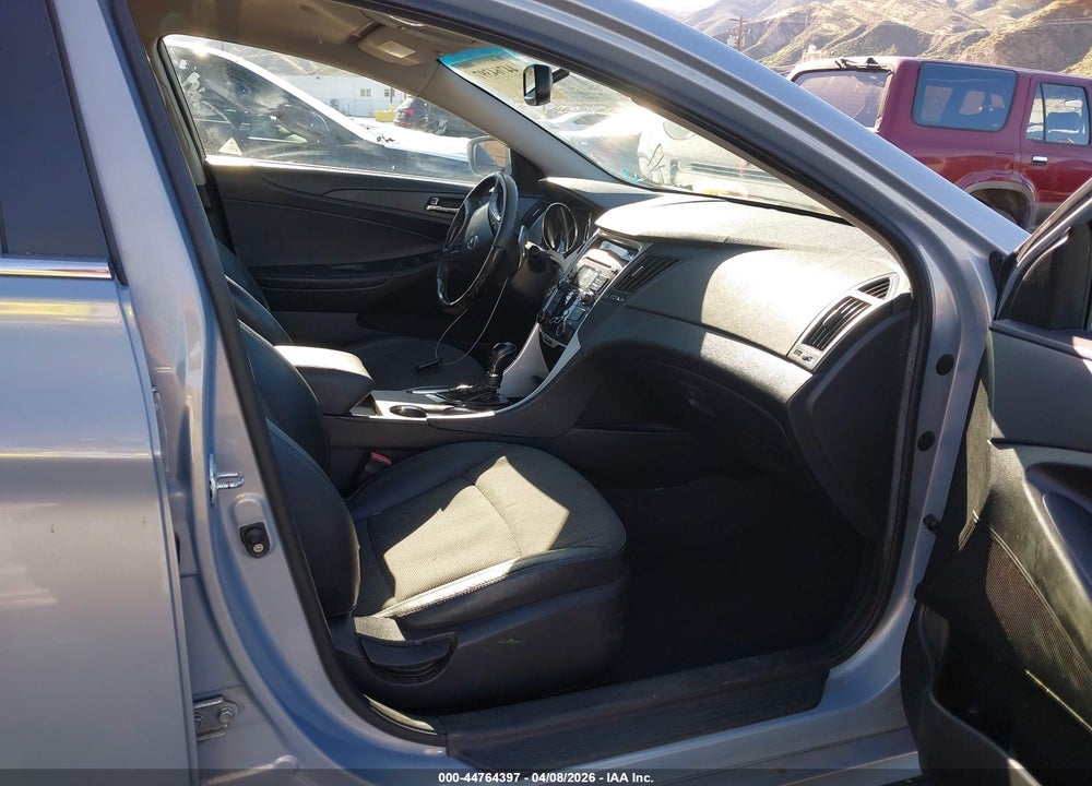 2011 HYUNDAI SONATA SE VIN: 5NPEC4AC1BH226888