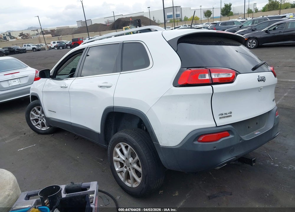 2017 JEEP CHEROKEE LATITUDE 4X4 VIN: 1C4PJMCB9HW637025