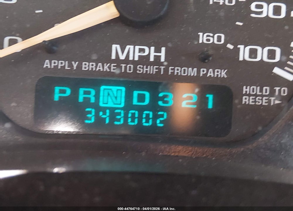 2002 CHEVROLET SUBURBAN 1500 LS VIN: 1GNFK16Z82J138602