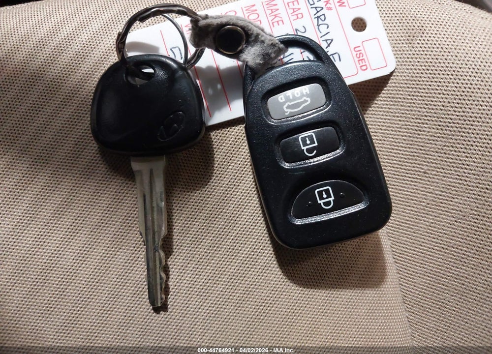 2013 HYUNDAI ELANTRA GLS/LIMITED VIN: 5NPDH4AE2DH177797