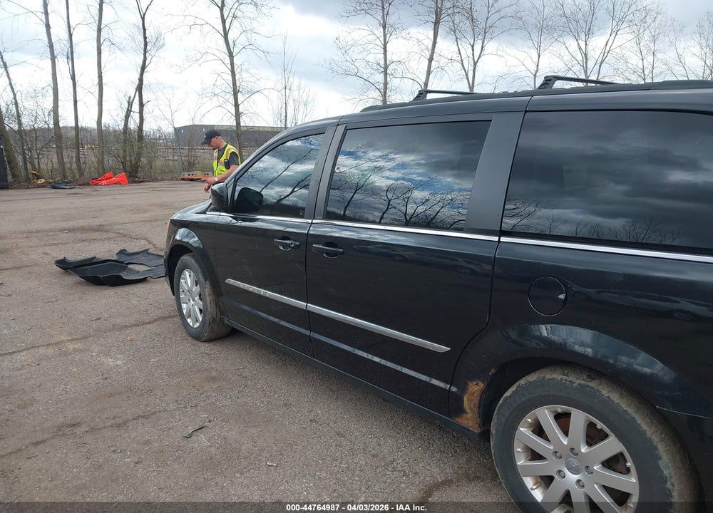 2013 CHRYSLER TOWN & COUNTRY TOURING VIN: 2C4RC1BG2DR706882