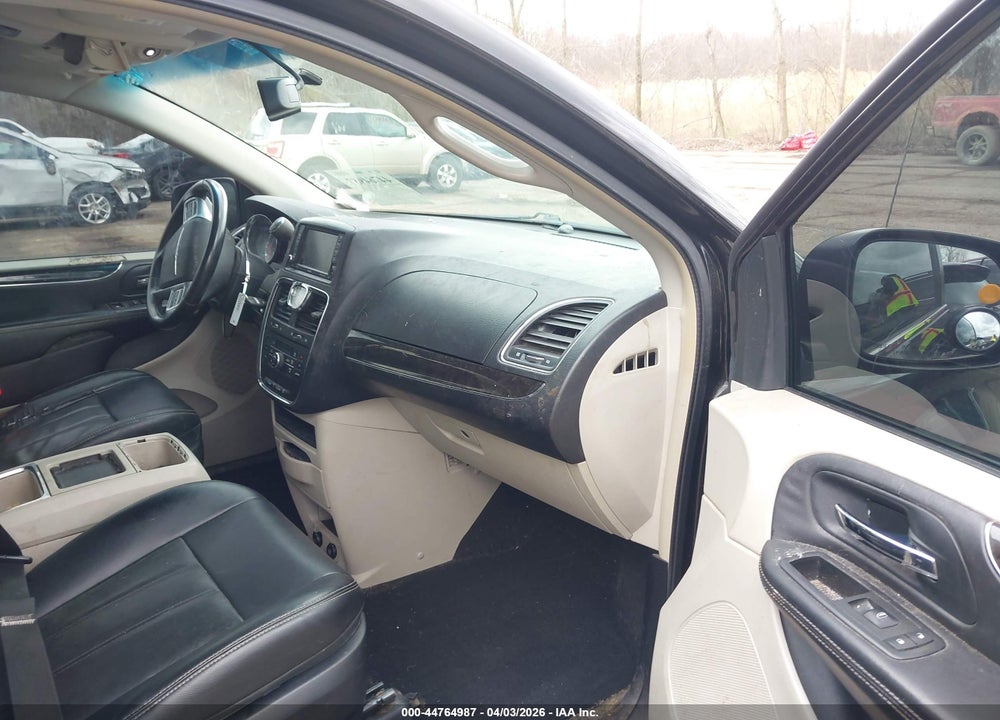 2013 CHRYSLER TOWN & COUNTRY TOURING VIN: 2C4RC1BG2DR706882
