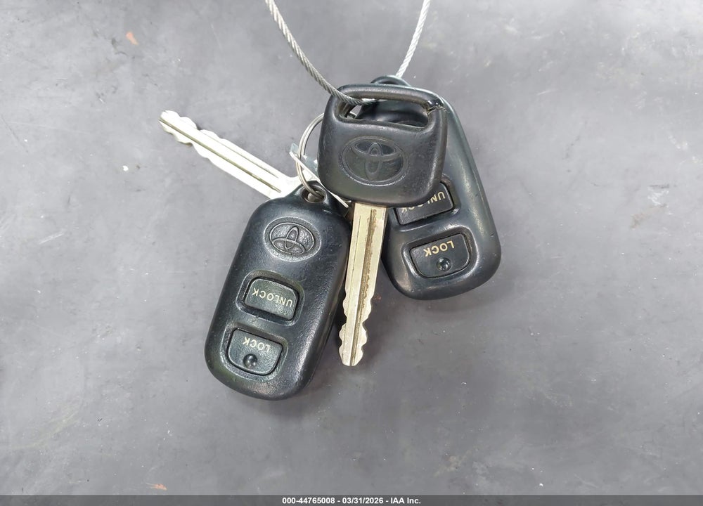 2000 TOYOTA CAMRY LE VIN: 4T1BG22K6YU617725