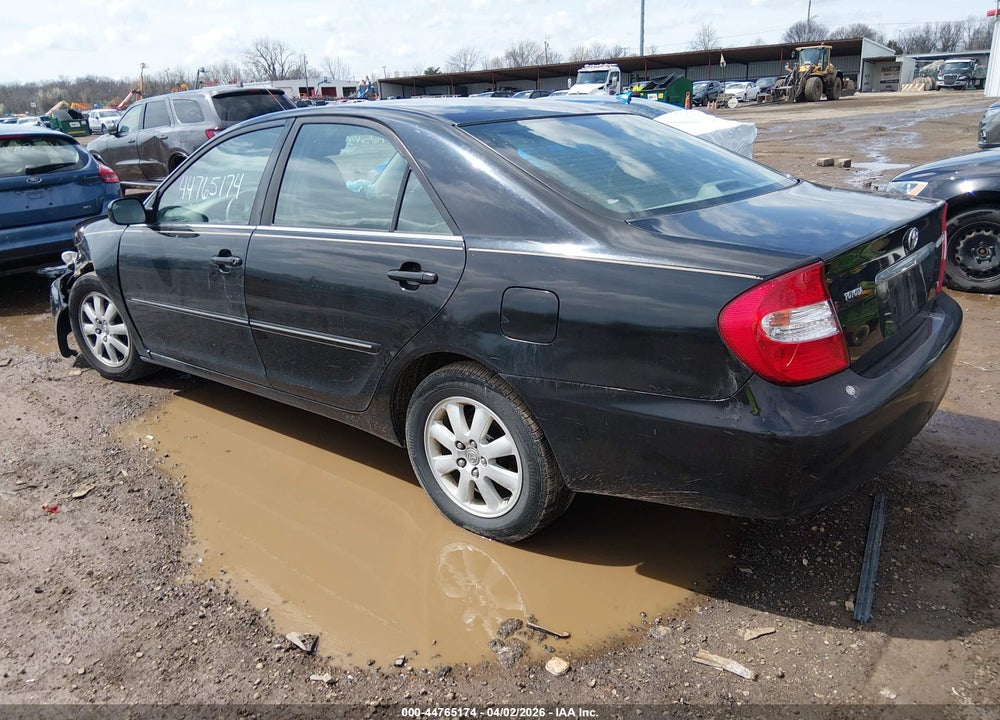 2002 TOYOTA CAMRY XLE V6 VIN: 4T1BF30K82U003830