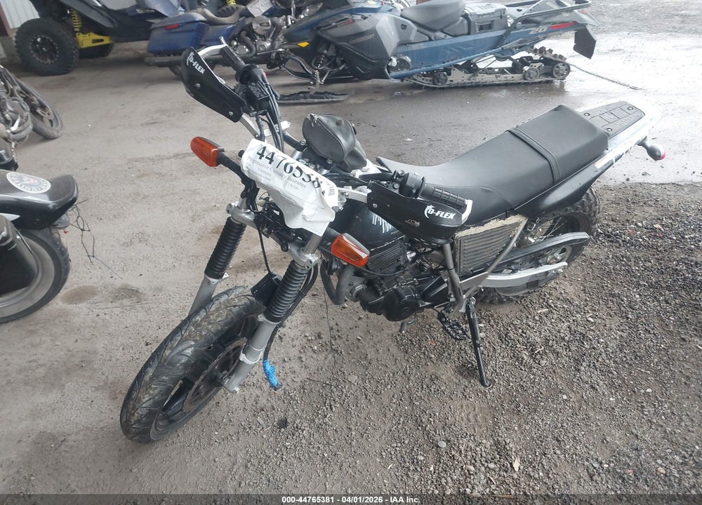 2024 YAMAHA TW200 C VIN: JYA3AWE0XRA189006