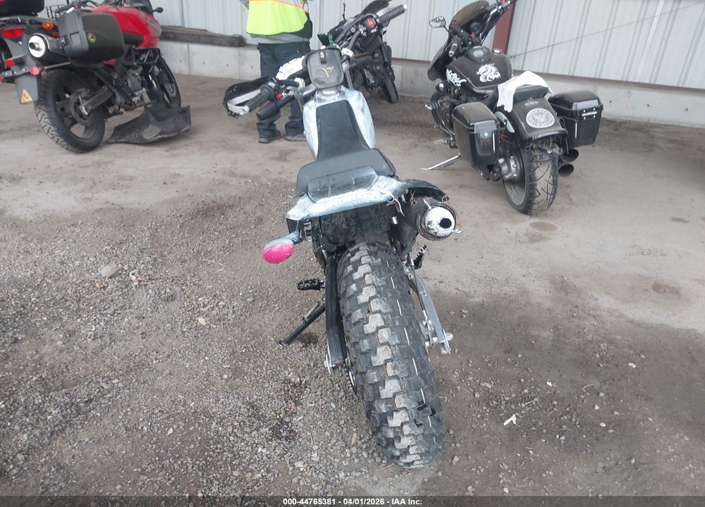 2024 YAMAHA TW200 C VIN: JYA3AWE0XRA189006