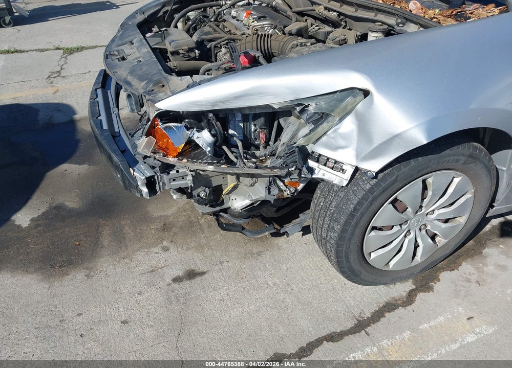 2010 HONDA ACCORD 2.4 LX VIN: 1HGCP2F32AA102421