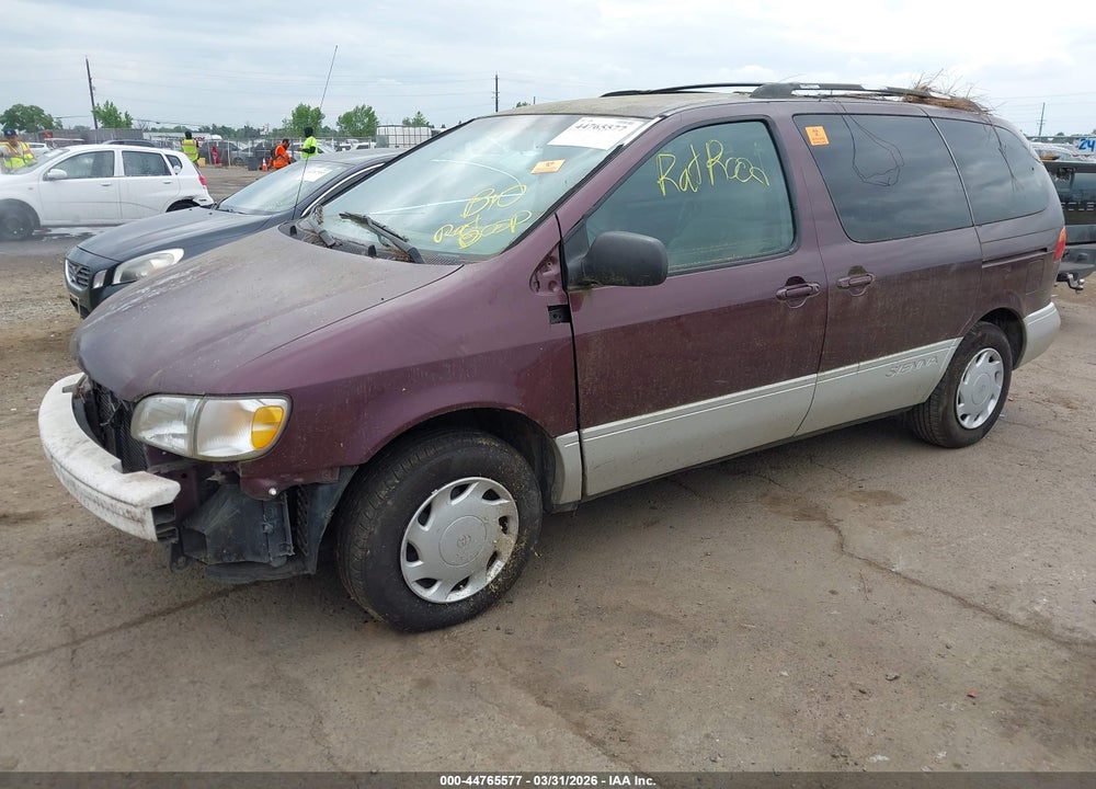 2000 TOYOTA SIENNA XLE VIN: 4T3ZF13C2YU171597