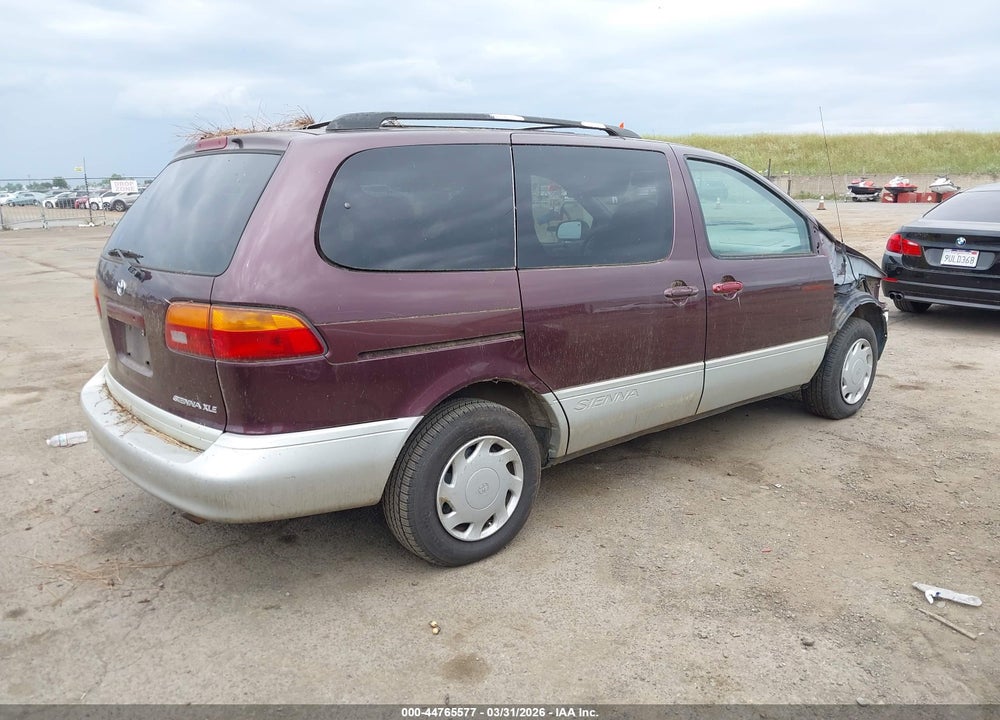 2000 TOYOTA SIENNA XLE VIN: 4T3ZF13C2YU171597