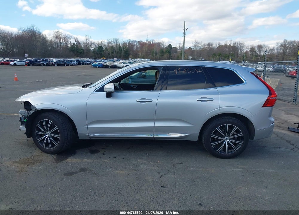 2019 VOLVO XC60 T5 INSCRIPTION VIN: LYV102RLXKB235721