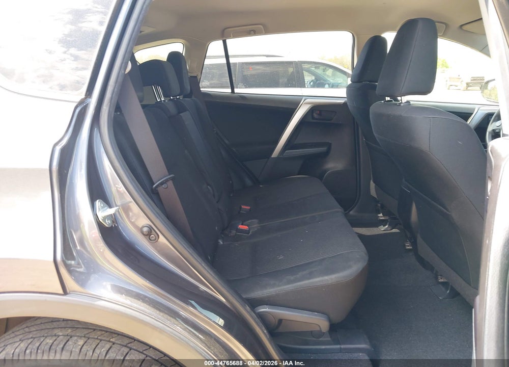 2016 TOYOTA RAV4 LE VIN: JTMZFREV6GJ094047