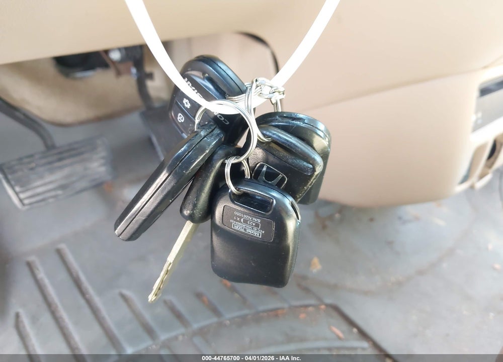 2008 HONDA ODYSSEY TOURING VIN: 5FNRL38938B011090