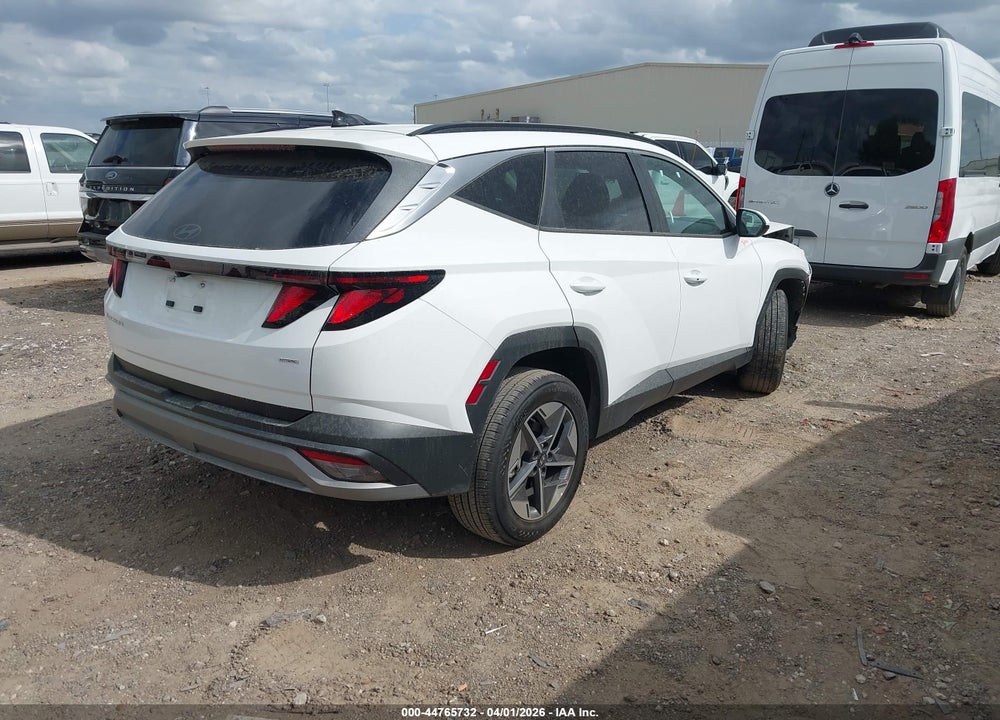 2026 HYUNDAI TUCSON SEL VIN: 5NMJBCDE3TH613157