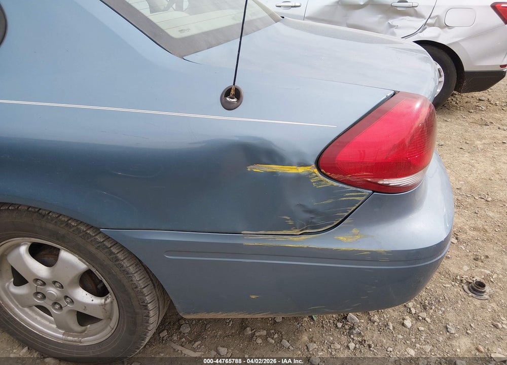 2007 FORD TAURUS SE VIN: 1FAFP53U27A179895