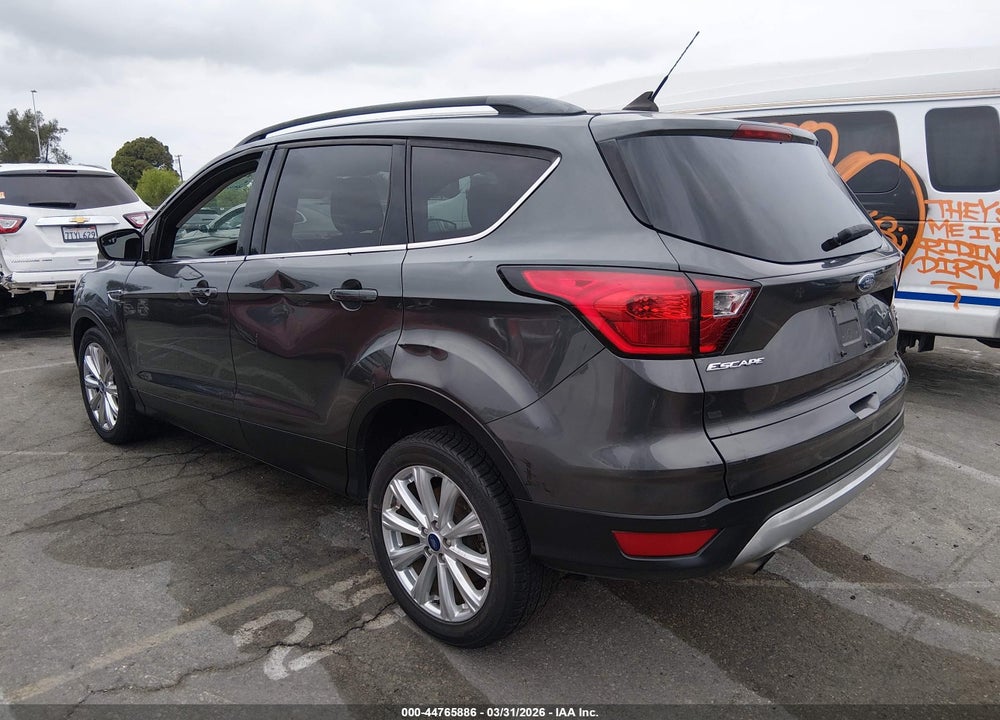 2019 FORD ESCAPE SEL VIN: 1FMCU0HD7KUB79282