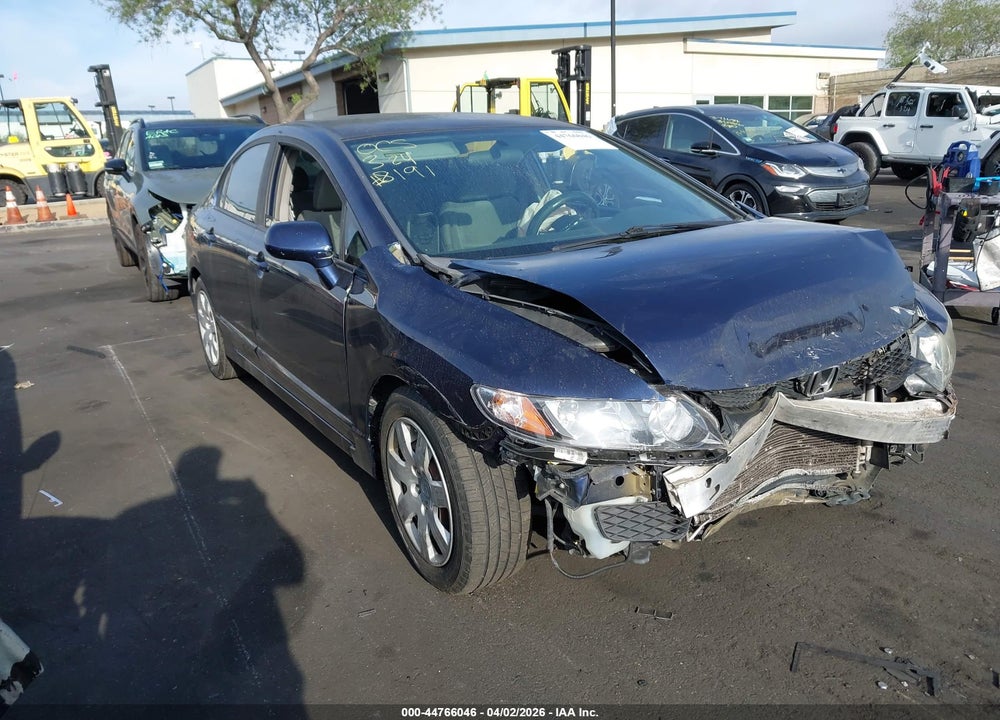 2010 HONDA CIVIC LX VIN: 19XFA1F5XAE018191