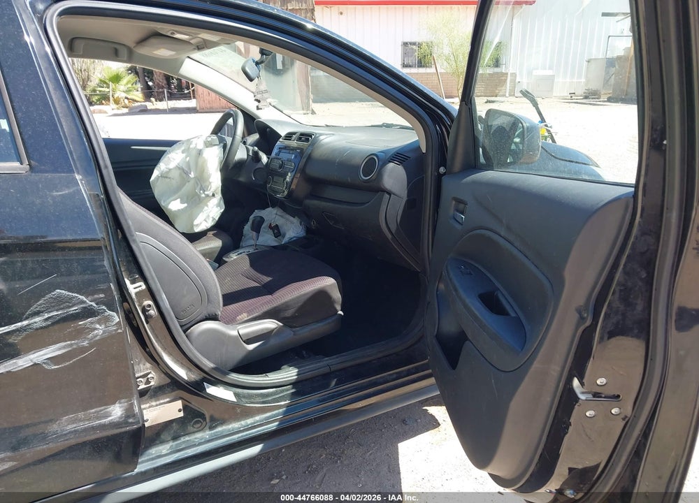2014 MITSUBISHI MIRAGE ES VIN: ML32A4HJ0EH004569