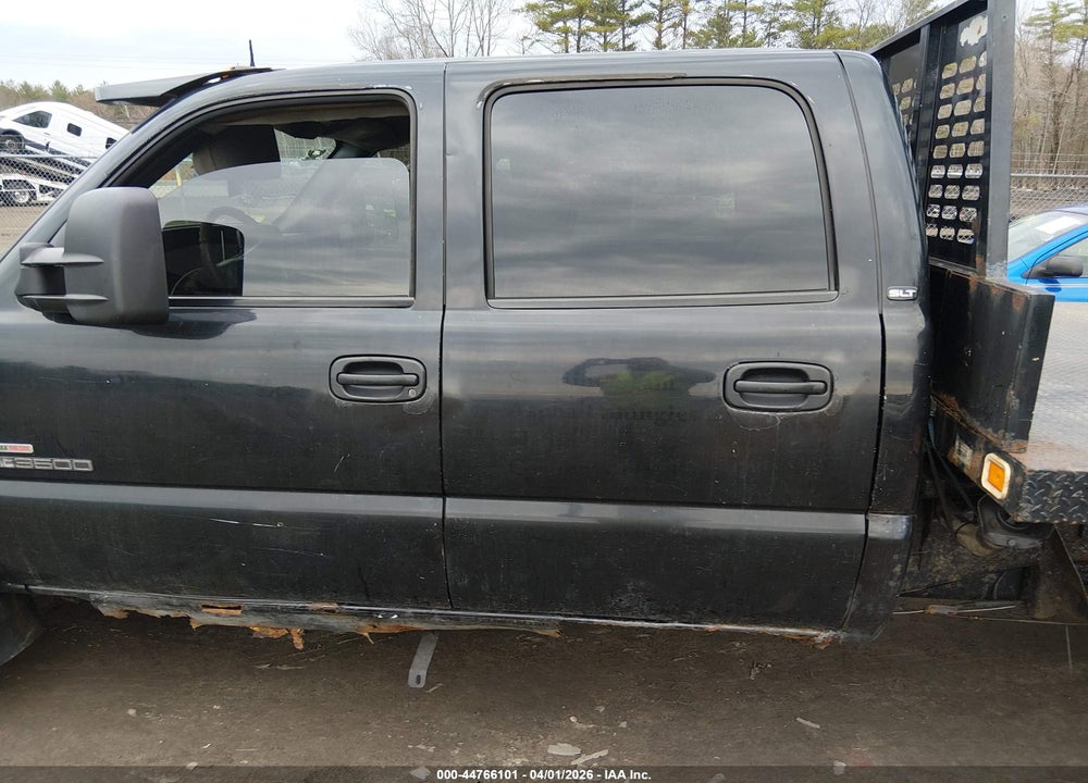 2002 GMC SIERRA 3500 SLE VIN: 1GTJK33152F226748