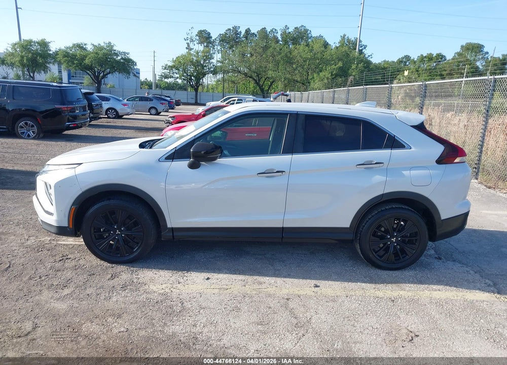 2022 MITSUBISHI ECLIPSE CROSS LE VIN: JA4ASVAA7NZ029088