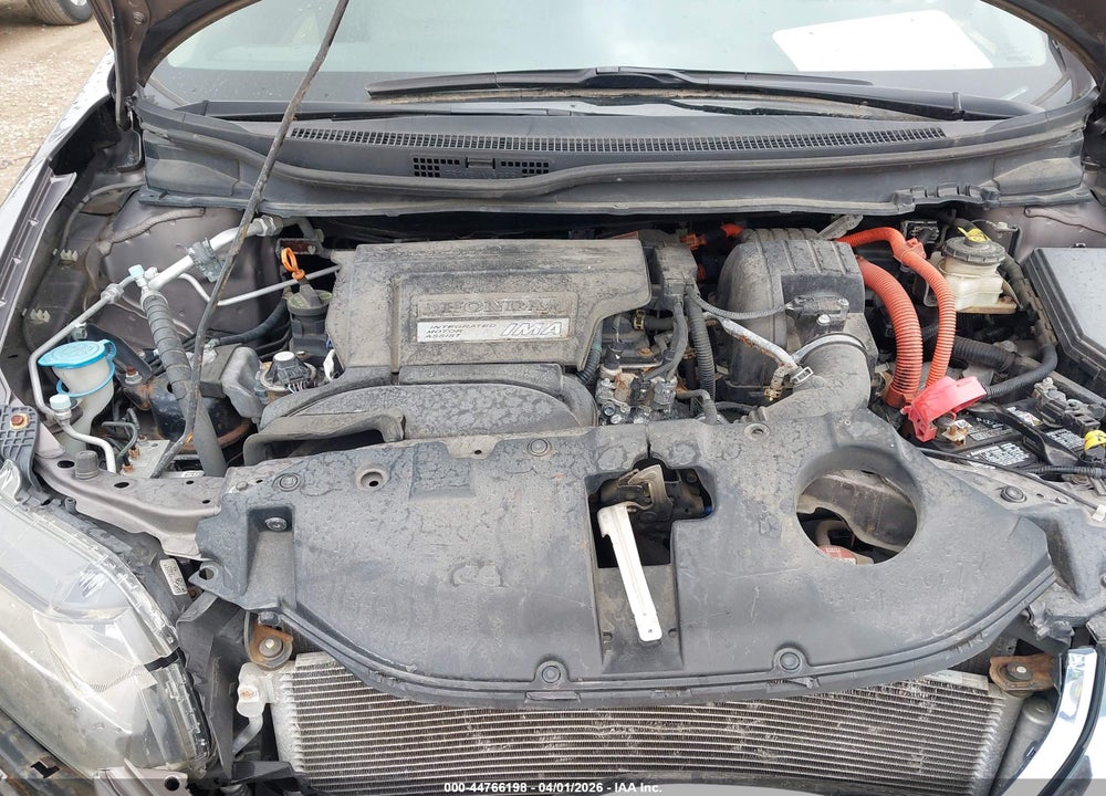2014 HONDA CIVIC HYBRID VIN: 19XFB4F21EE001029