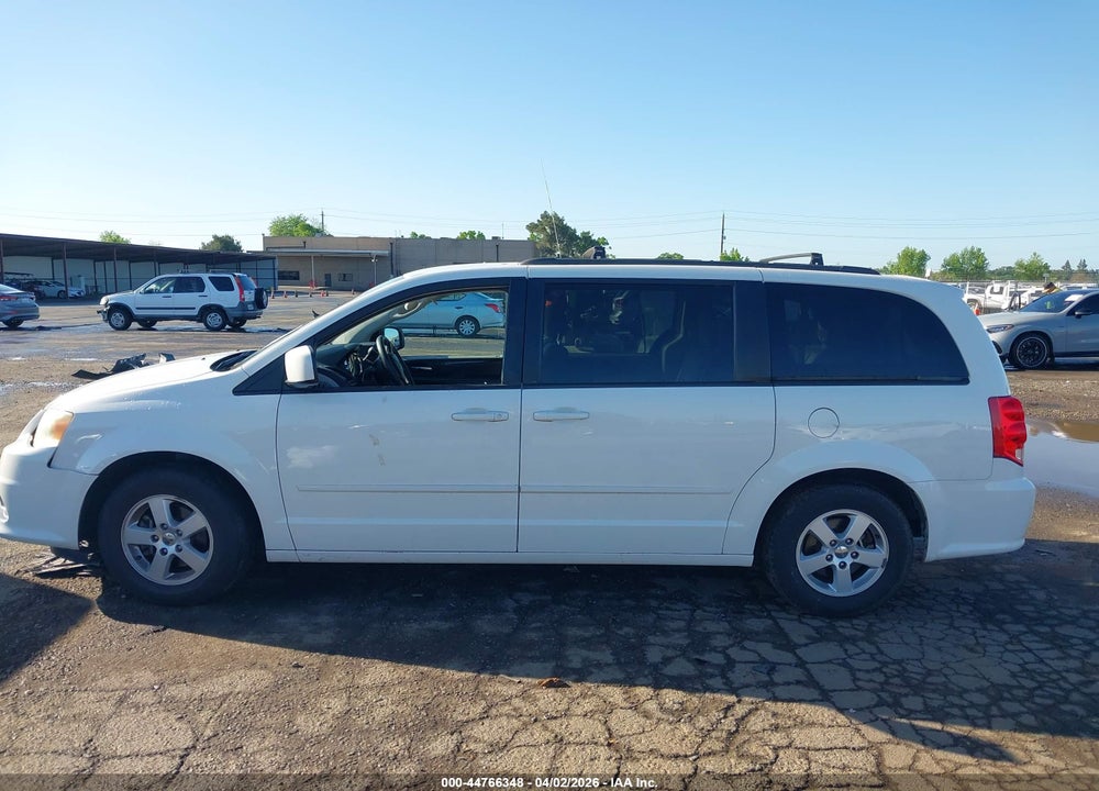 2011 DODGE GRAND CARAVAN MAINSTREET VIN: 2D4RN3DG8BR682672