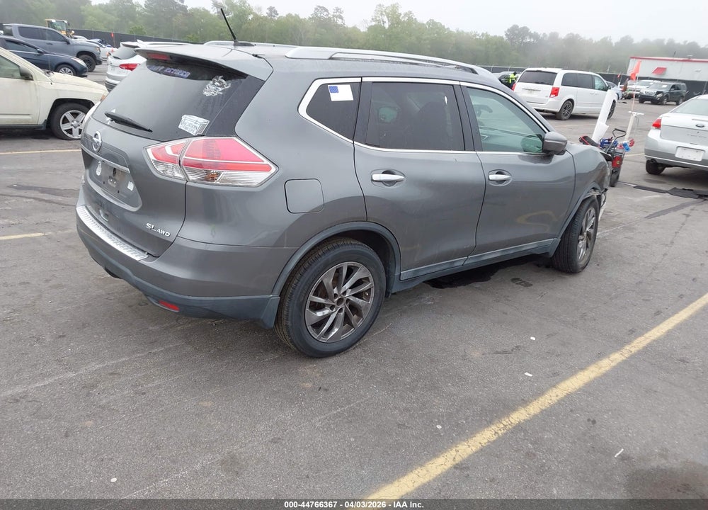 2015 NISSAN ROGUE SL VIN: 5N1AT2MV9FC920273