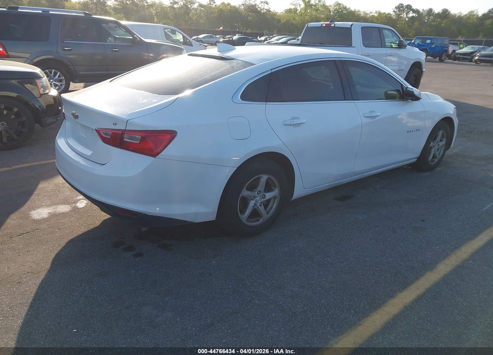 2018 CHEVROLET MALIBU LT VIN: 1G1ZD5ST7JF245997