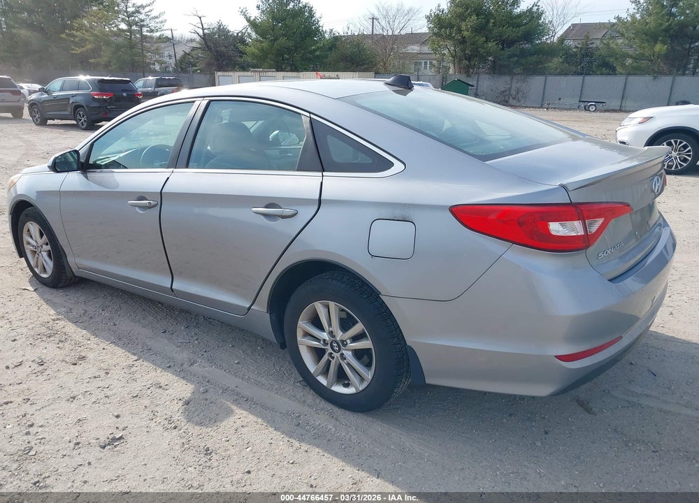 2016 HYUNDAI SONATA SE VIN: 5NPE24AF0GH288979