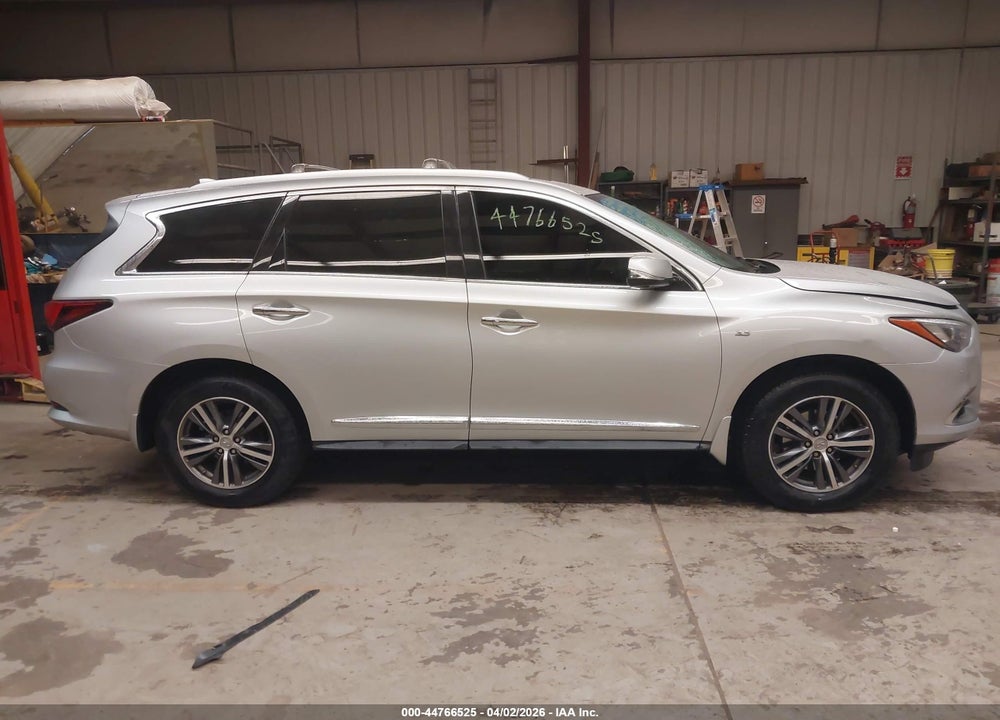 2017 INFINITI QX60 VIN: 5N1DL0MM3HC551535