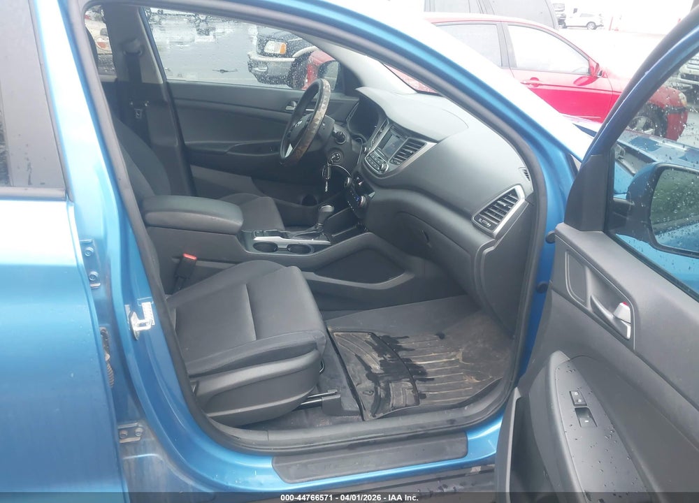 2017 HYUNDAI TUCSON ECO VIN: KM8J33A23HU324850