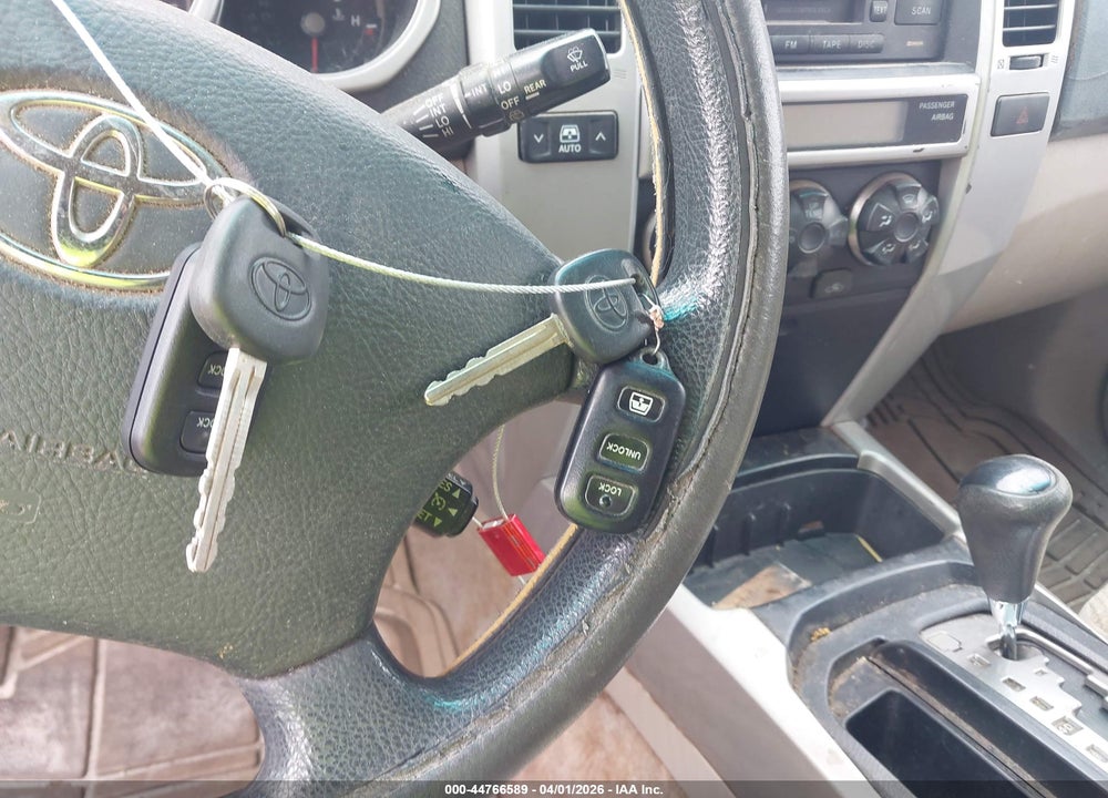 2005 TOYOTA 4RUNNER SR5 V6 VIN: JTEZU14R258040501