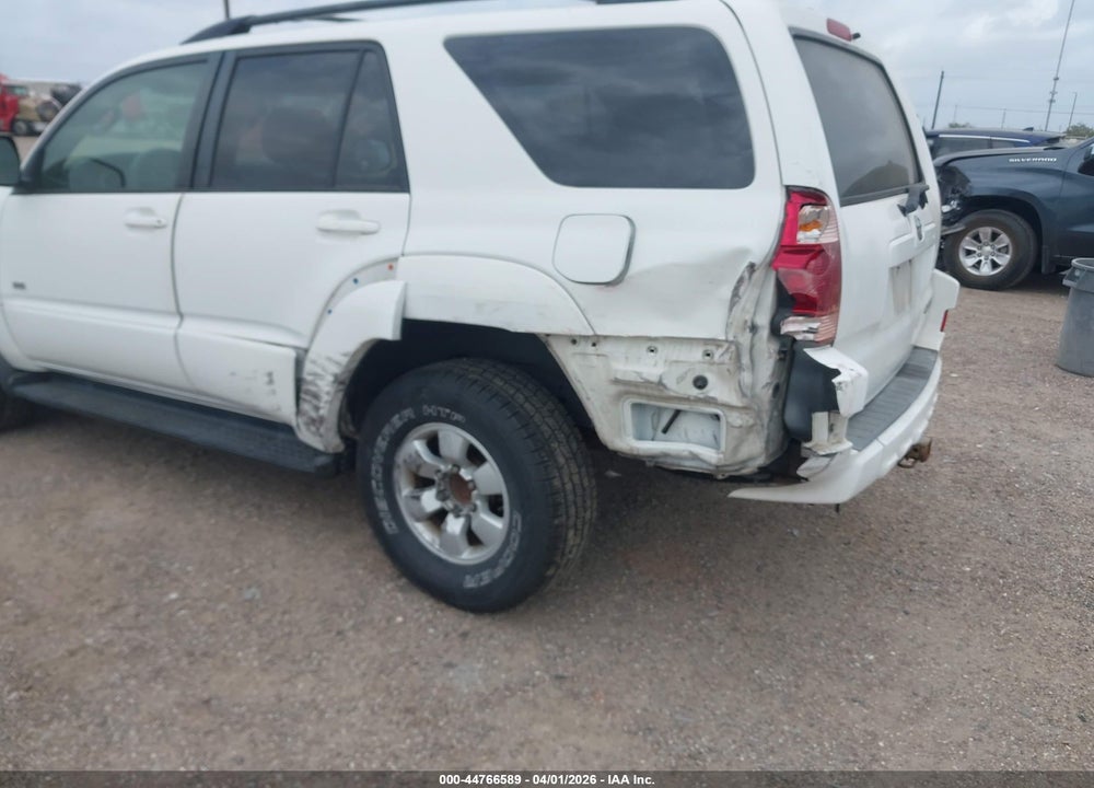 2005 TOYOTA 4RUNNER SR5 V6 VIN: JTEZU14R258040501