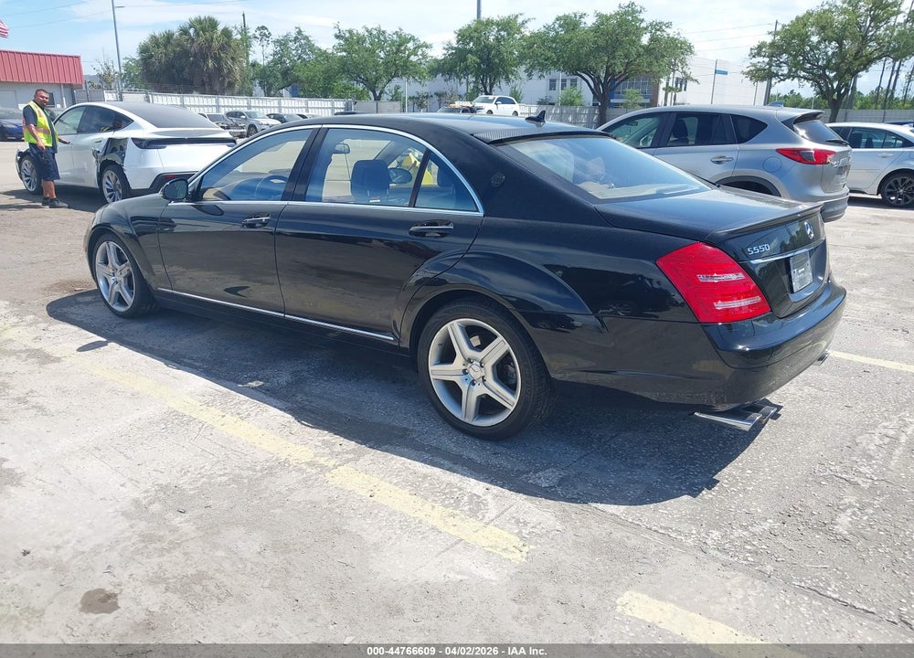 2009 MERCEDES-BENZ S 550 4MATIC VIN: WDDNG86X09A259637