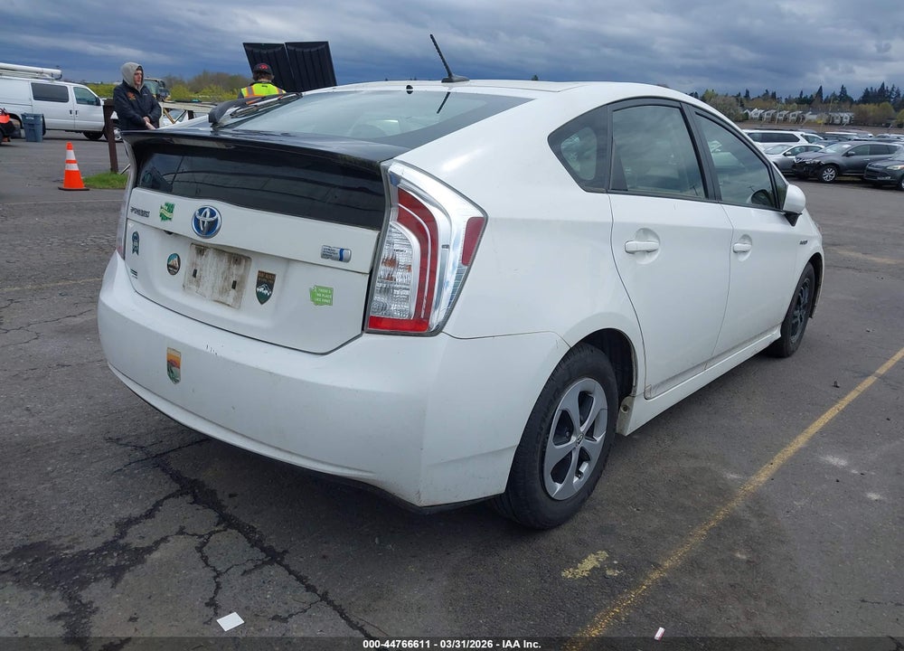 2015 TOYOTA PRIUS THREE VIN: JTDKN3DU7F1912863