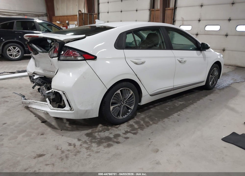 2022 HYUNDAI IONIQ PLUG-IN HYBRID SE VIN: KMHC65LD5NU277472