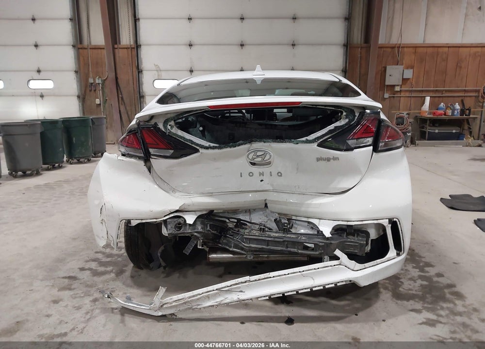 2022 HYUNDAI IONIQ PLUG-IN HYBRID SE VIN: KMHC65LD5NU277472