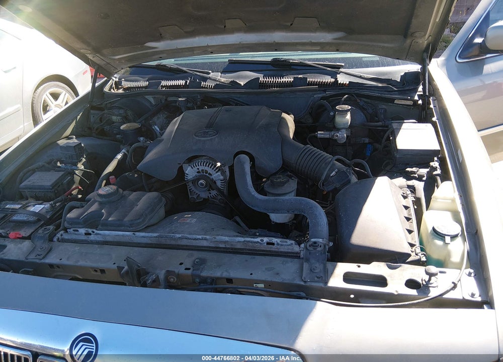 2000 MERCURY GRAND MARQUIS LS VIN: 2MEFM75W0YX653167