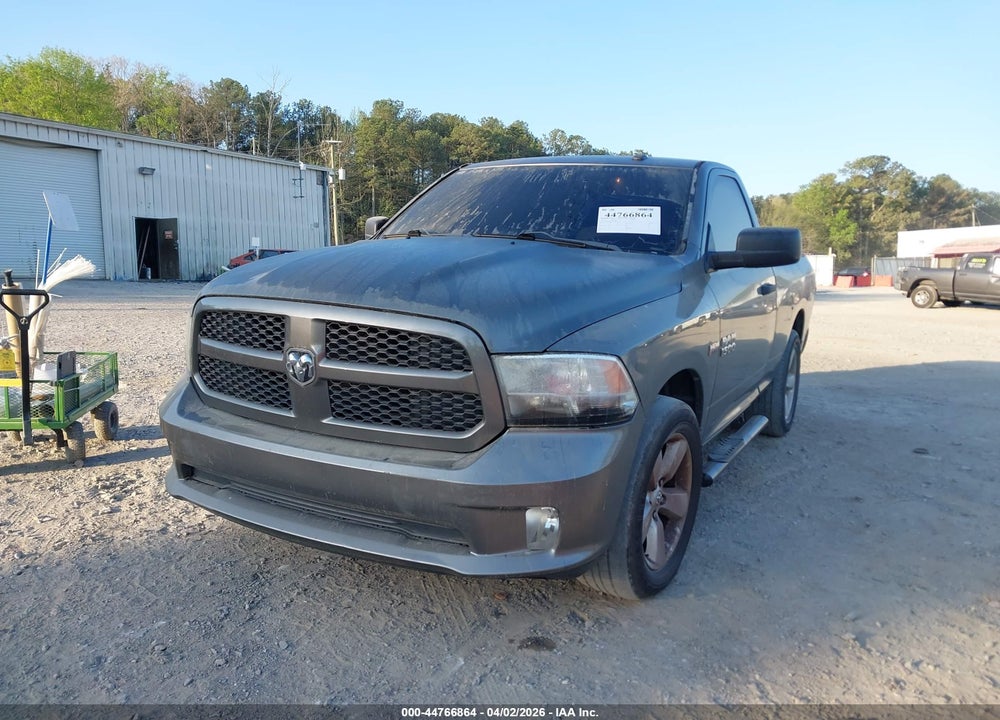 2013 RAM 1500 EXPRESS VIN: 3C6JR6AT6DG519889