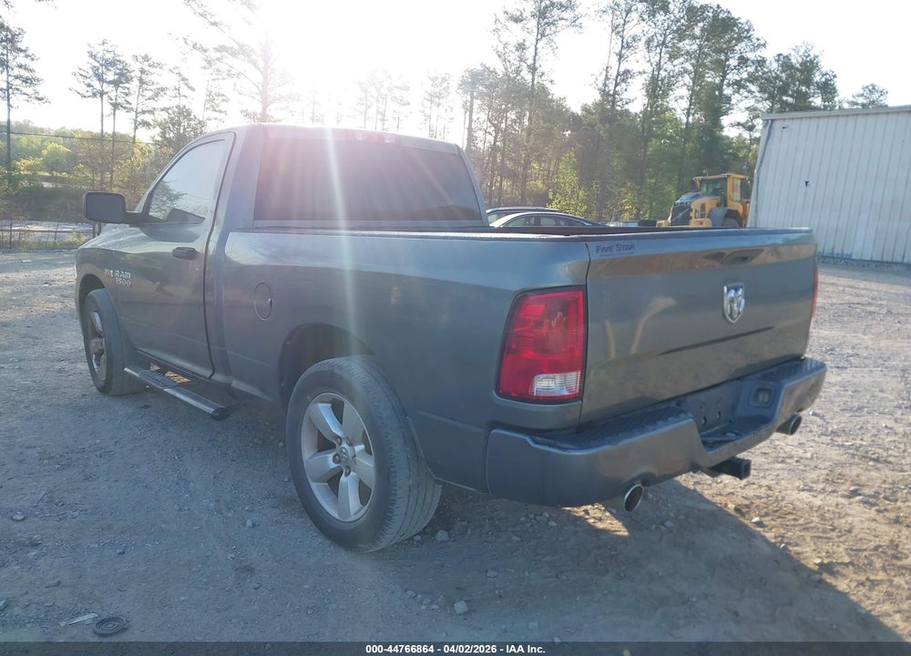 2013 RAM 1500 EXPRESS VIN: 3C6JR6AT6DG519889