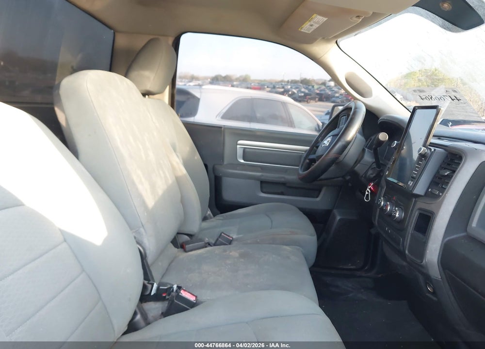 2013 RAM 1500 EXPRESS VIN: 3C6JR6AT6DG519889