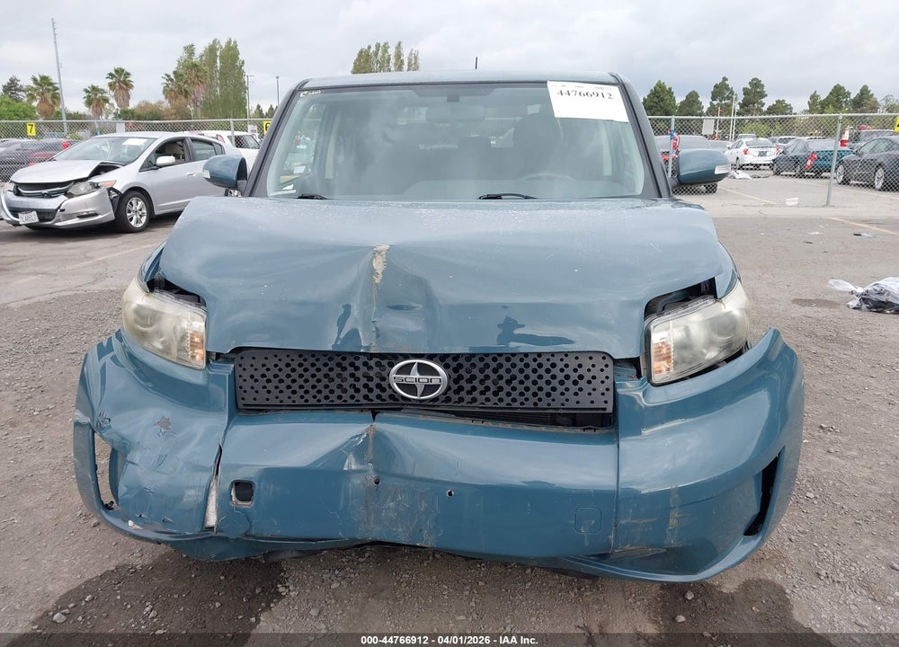 2010 SCION XB VIN: JTLZE4FE0A1104958